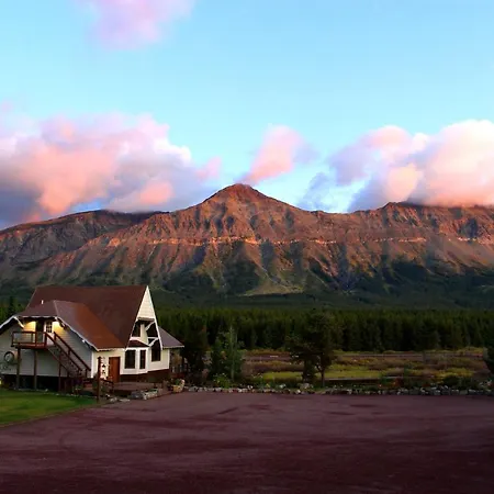 Summit Mountain Lodge And Steakhouse East Glacier Park Village Exterior foto