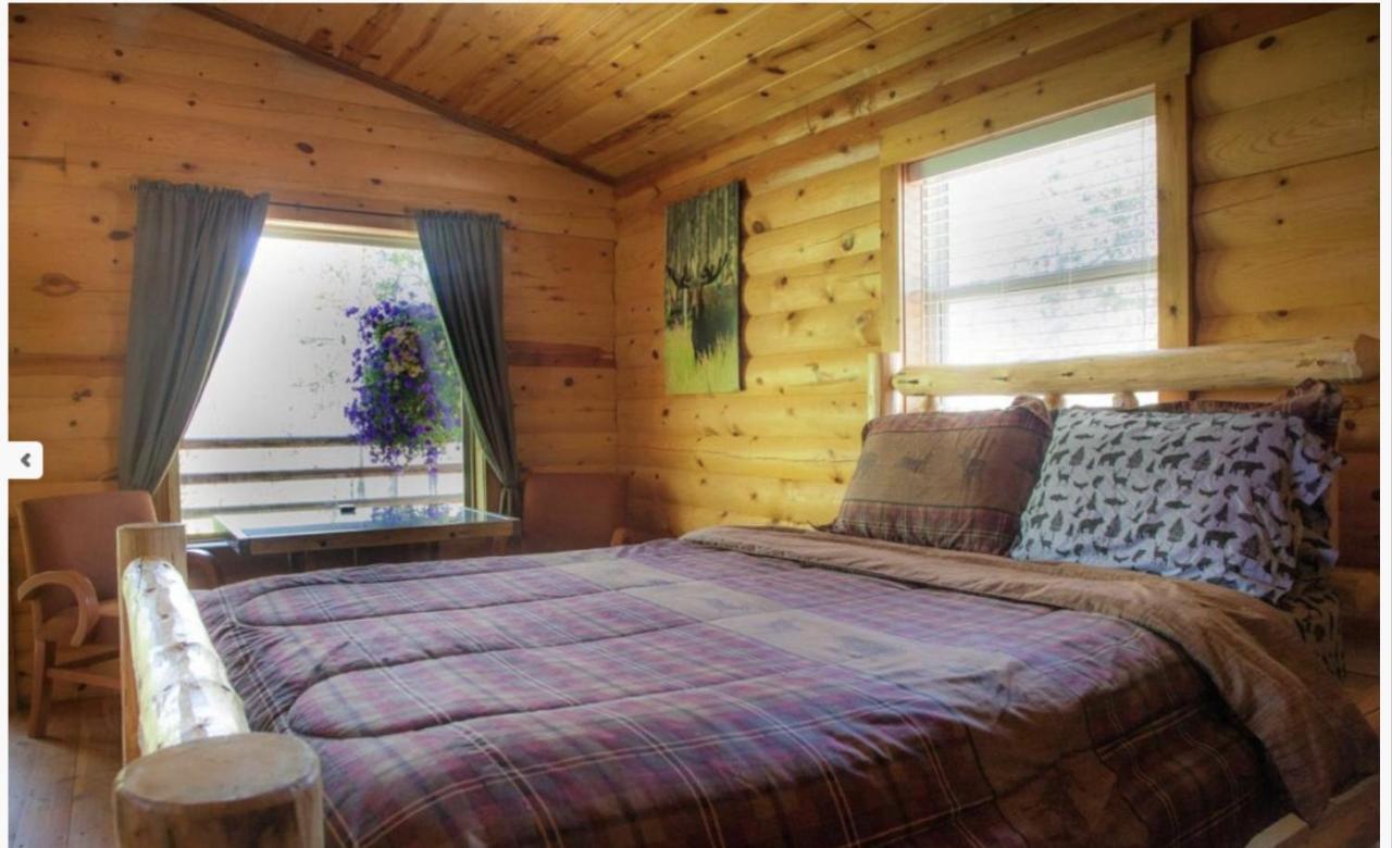 Summit Mountain Lodge