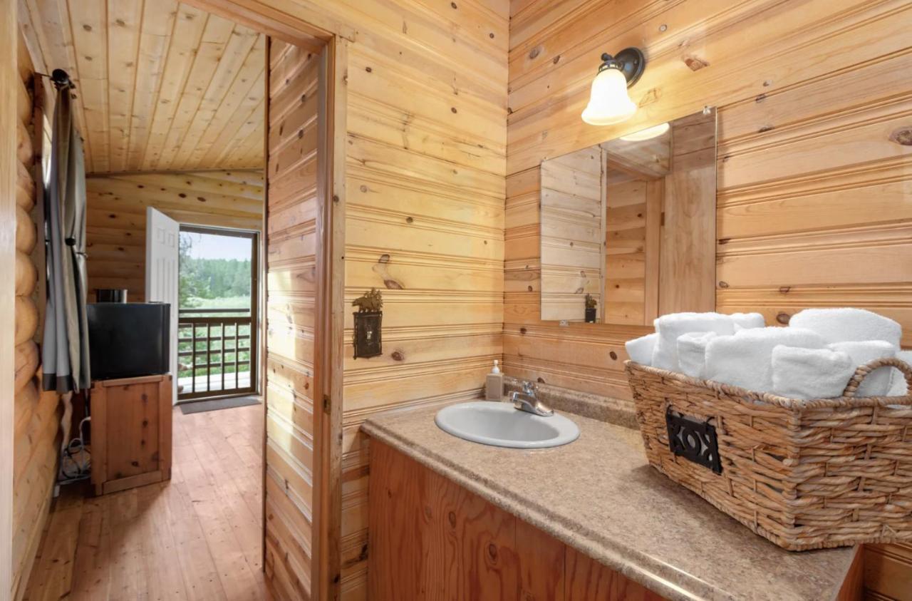 Summit Mountain Lodge